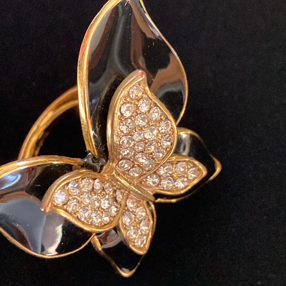 Spring Street Rhinestone & Enamel Butterfly Ring - Picture 2 of 6